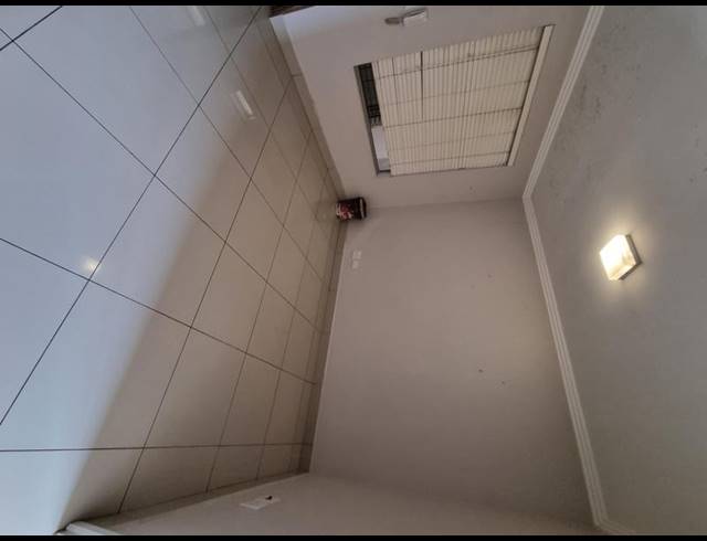 1 BEDROOM PROPERTY TO RENT IN UMHLANGA RIDGE